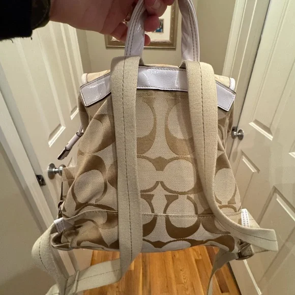 Coach - Kyra Daisy Signature Backpack with Hangtags 2011 - Nice Condition - Picture 2 of 15